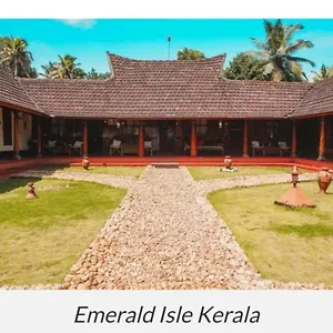 Emerald Isle Hotel